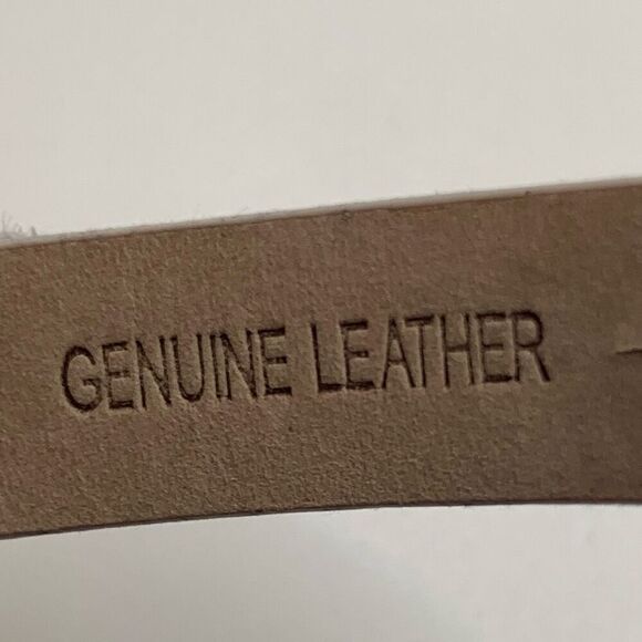 Rustic Cuff Pearl White Leather Megan Double Wrap With Logo Flowers - Picture 6 of 6